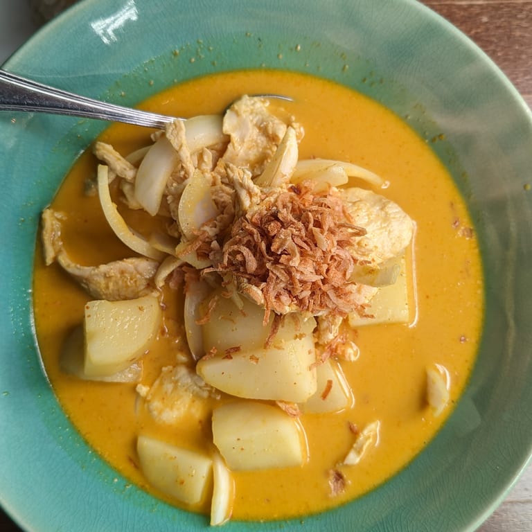 Explore Our Curry Delights